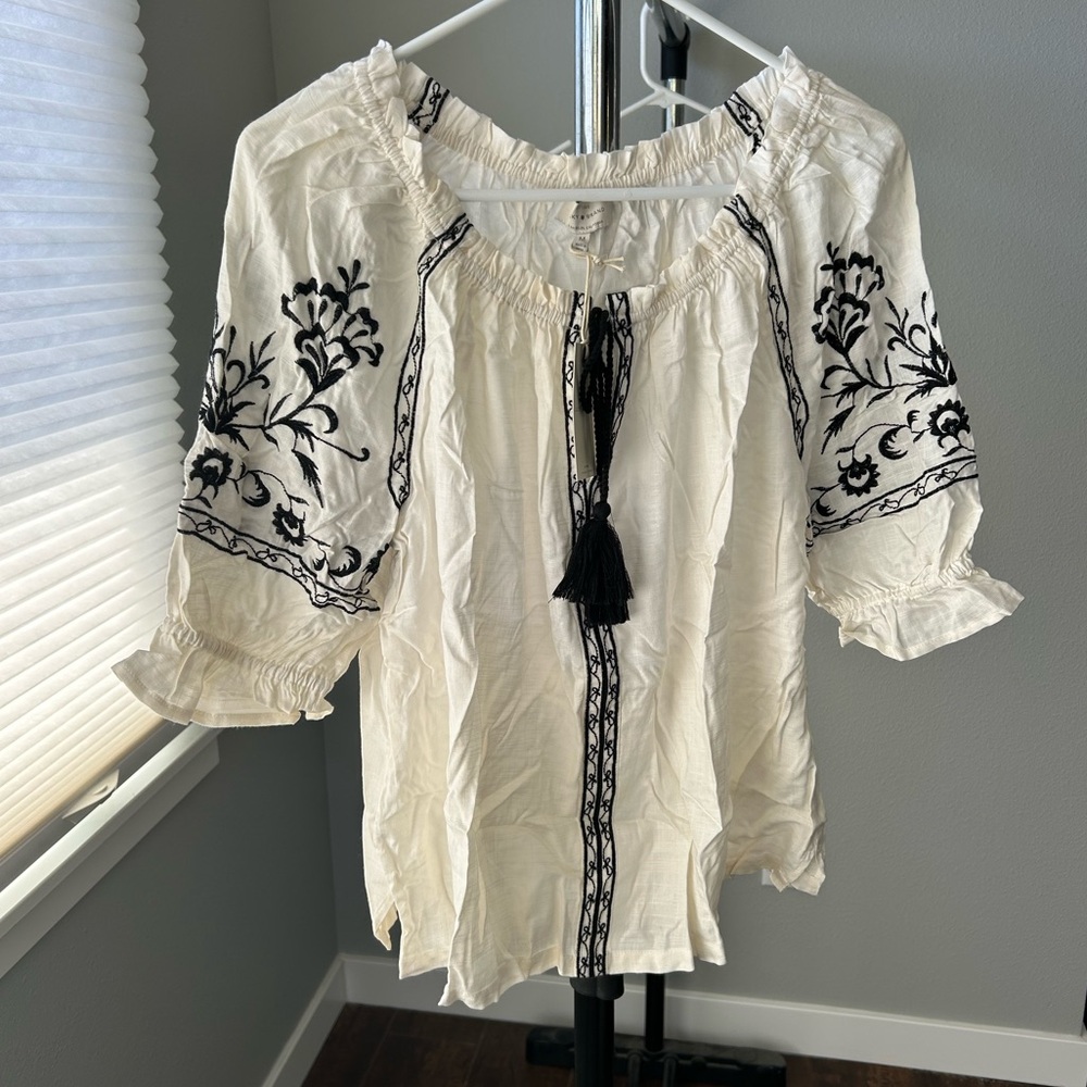 Lucky Brand Embroidered Off-the-Shoulder Top